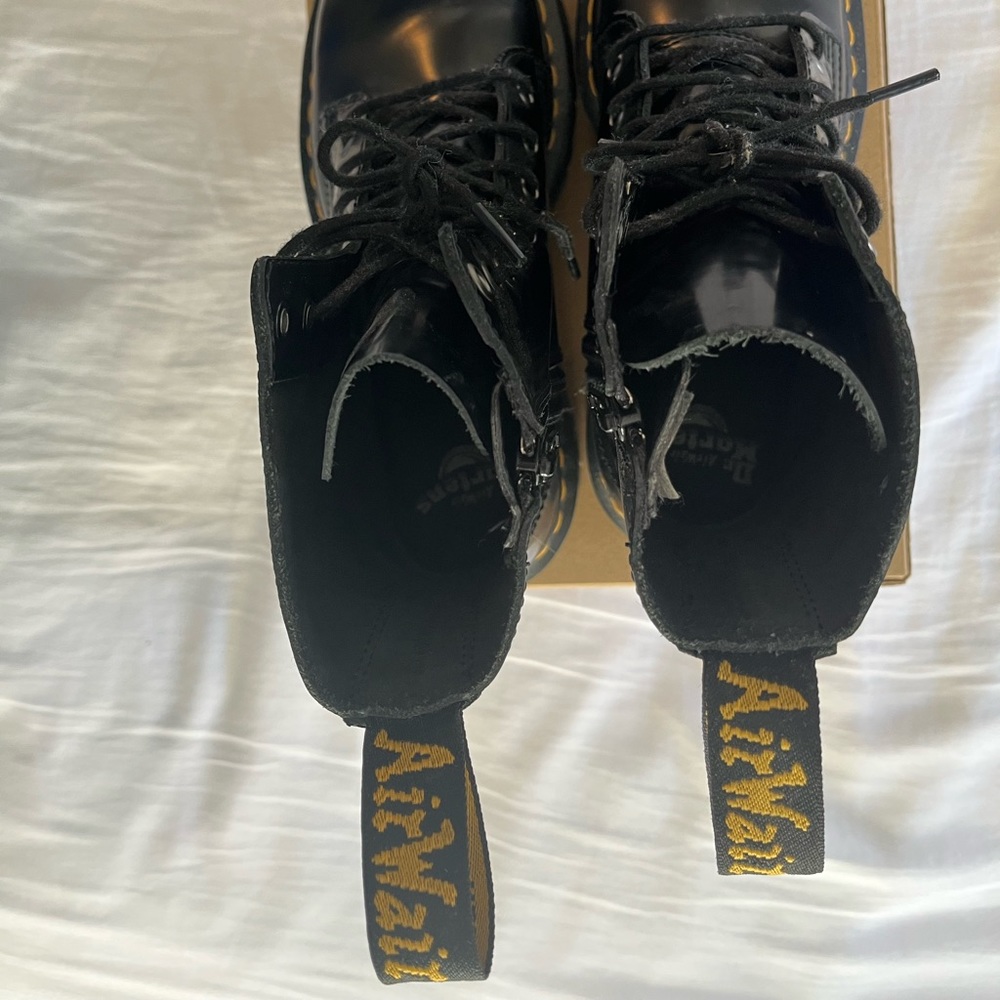 Dr. Martens Jadon platform Boots - Picture 5 of 5
